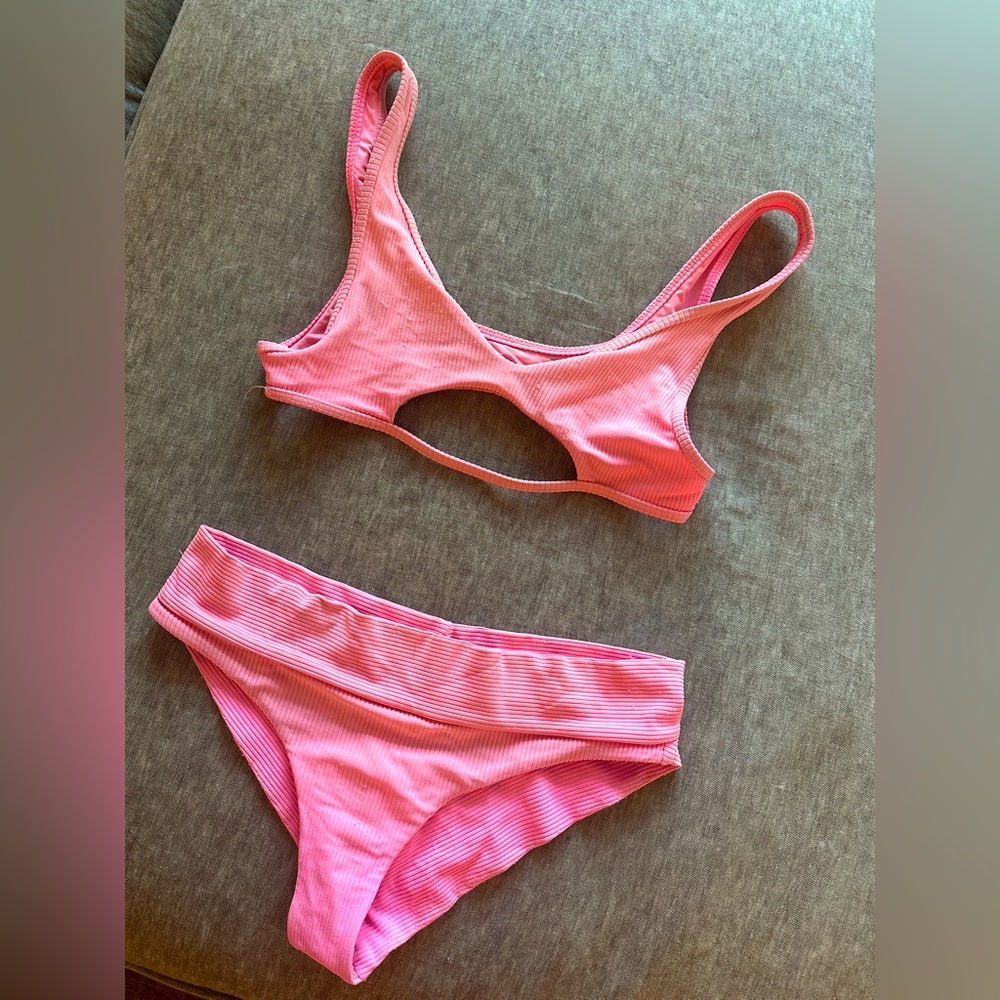 Frankie’s bikini